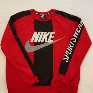 Nike Women’s Red/Blk Sweatshirt Top SZ M Preowned